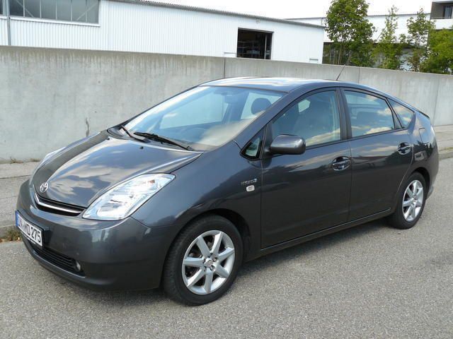 Grau metallic Gebraucht 2007 Toyota Prius Sol Kleinwagen | 11.600 € - Bild 1/4