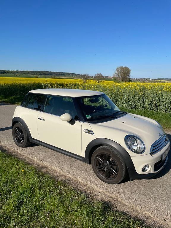Usata Mini ONE 98 CV (72 kW) 2013 Beige Utilitaria