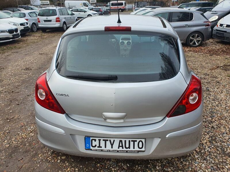 Gebraucht Opel Corsa Edition 60 PS (44 kW) 2006 Silber Kleinwagen