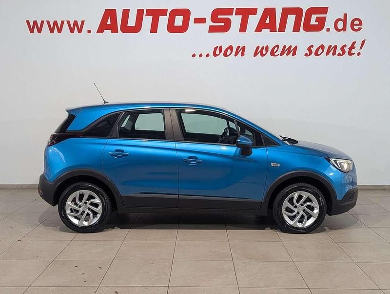 Gebraucht Opel Crossland X 110 PS (80 kW) 2018 Arktisblau/true blue SUV