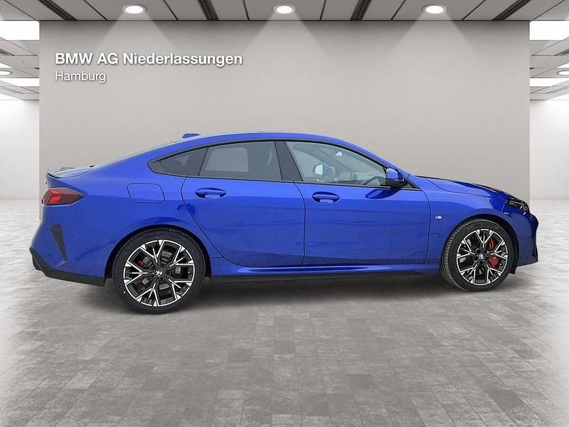 Gebraucht BMW 220 M Sport 150 PS (110 kW) 2025 Blau Coupé