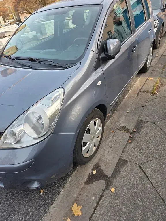 Gebraucht Nissan Note Acenta 88 PS (64 kW) 2009 Blau Kleinwagen