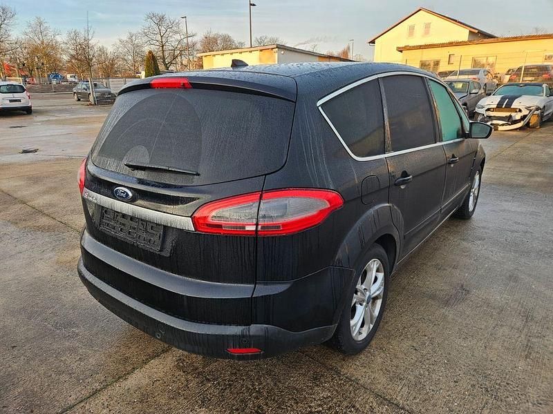 Gebraucht Ford S-MAX Titanium 163 PS (119 kW) 2012 Schwarz Van / Kleinbus
