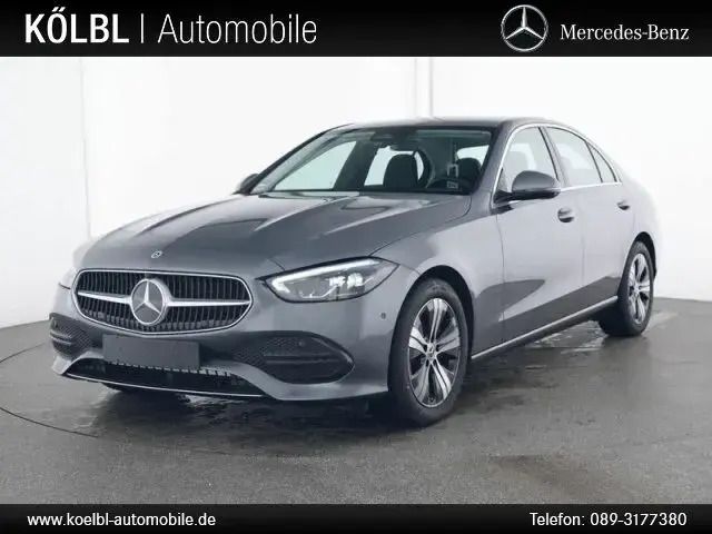 Lack selenitgrau Gebraucht 2024 Mercedes C180 Avantgarde Limousine | 37.480 € (Fairer Preis) - Bild 1/4