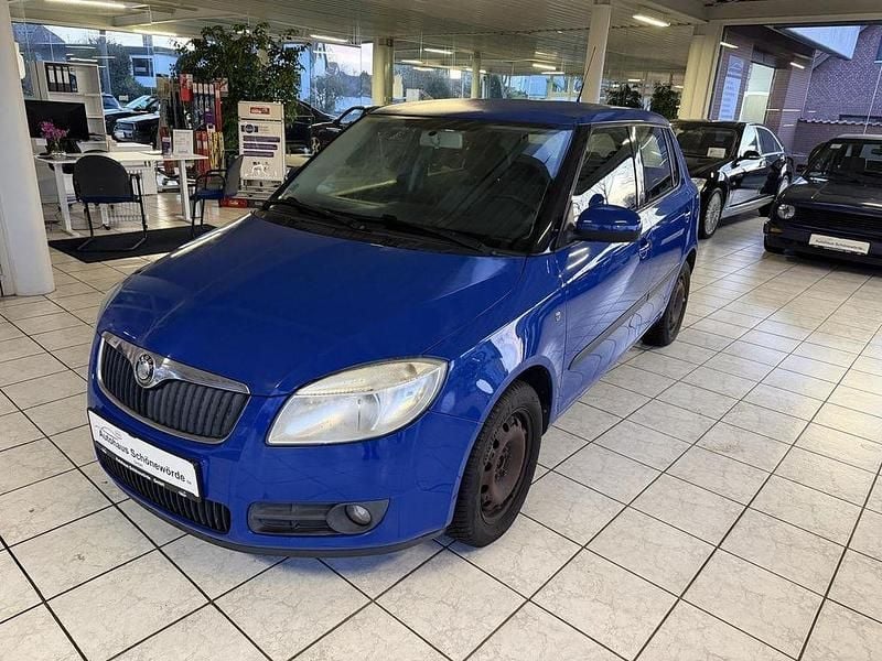 Blau Gebraucht 2007 Skoda Fabia Ambiente Limousine | 2.990 € (Etwas zu teuer) - Bild 1/4