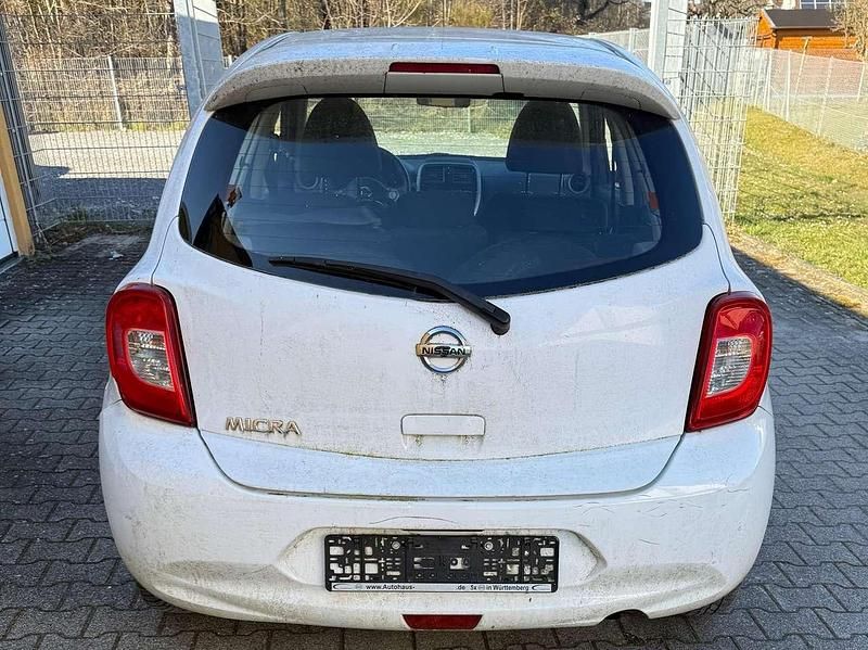 Gebraucht Nissan Micra Acenta 80 PS (58 kW) 2015 Weiß Kleinwagen