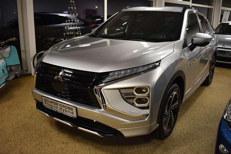 Gebraucht Mitsubishi Eclipse Cross Select 188 PS (138 kW) 2024 Silber SUV