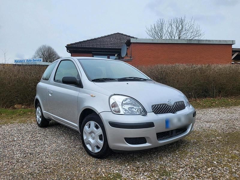 Gebraucht Toyota Yaris 60 PS (44 kW) 2003 Kleinwagen