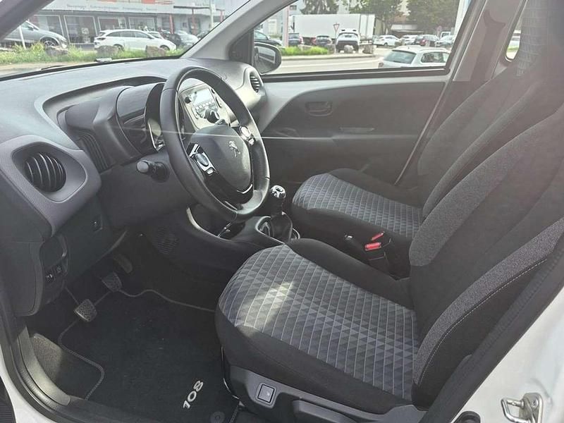 Gebraucht Peugeot 108 72 PS (52 kW) 2021 Weiß Kleinwagen