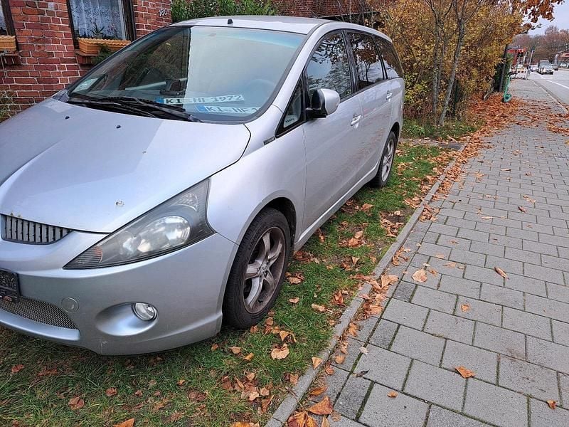 Silber Gebraucht 2004 Mitsubishi Grandis Van / Kleinbus | 1.000 € (Guter Preis) - Bild 1/4