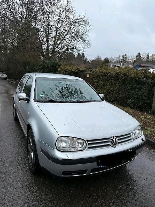 Gebraucht VW Golf IV 101 PS (74 kW) 2002 Silber Kleinwagen