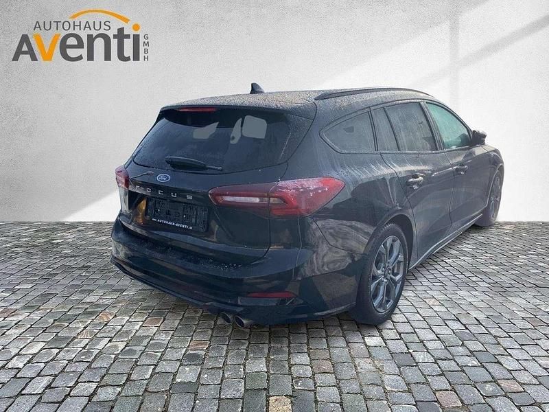 Gebraucht Ford Focus ST-Line 155 PS (114 kW) 2024 Schwarz Limousine