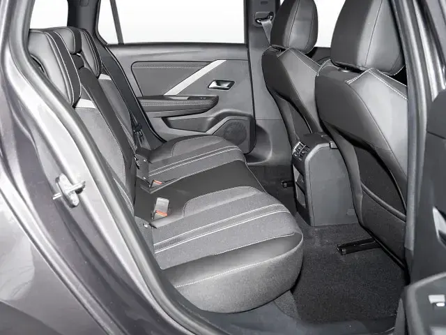 Gebraucht Opel Astra S 131 PS (96 kW) 2024 Grau Kleinwagen