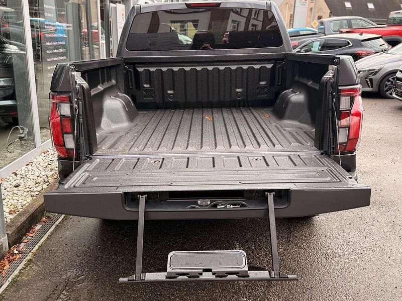 Neu Foton 4 174 PS (127 kW) 2025 Grau SUV