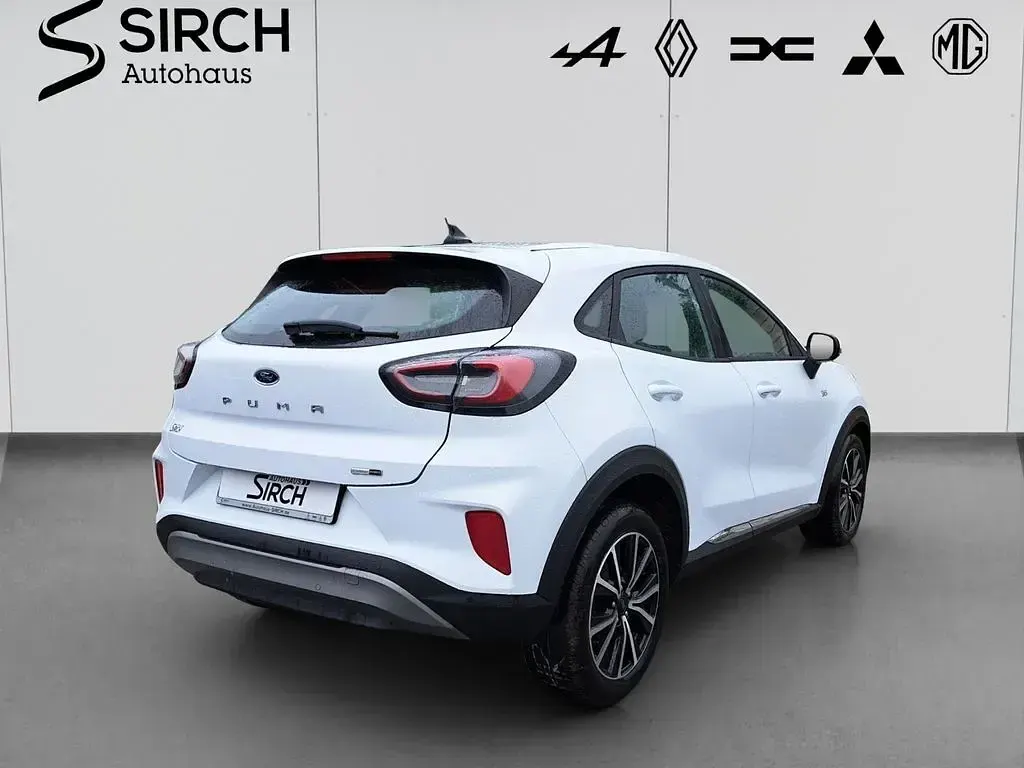 Gebraucht Ford Puma Titanium 125 PS (91 kW) 2022 Weiß SUV