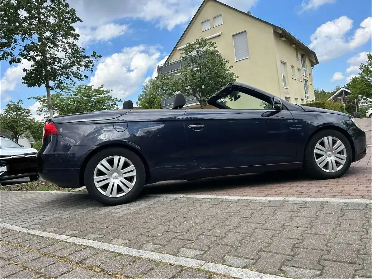 Brugt VW Eos 140 HK (102 kW) 2008 Blå Cabriolet
