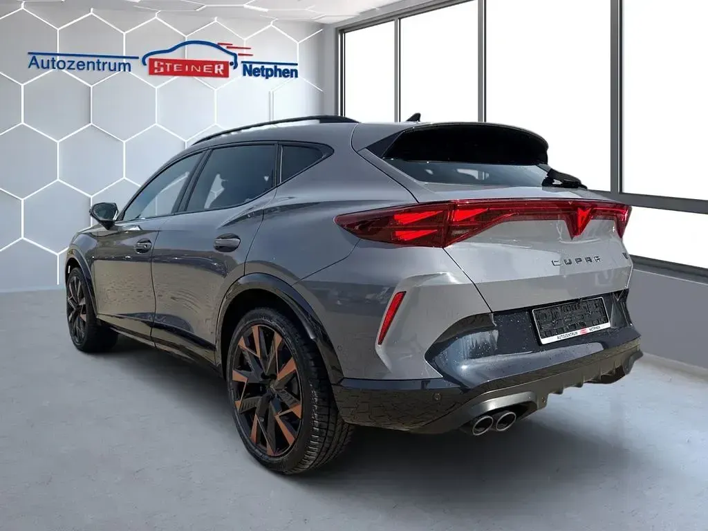 Neu Cupra Formentor VZ 333 PS (244 kW) 2026 Grau SUV