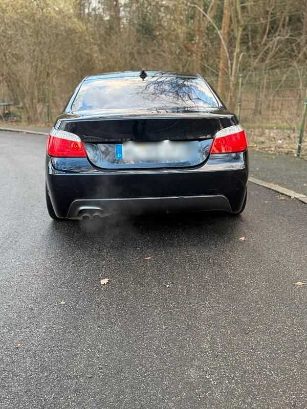 Gebraucht BMW 530 M Sport 258 PS (189 kW) 2006 Schwarz Limousine