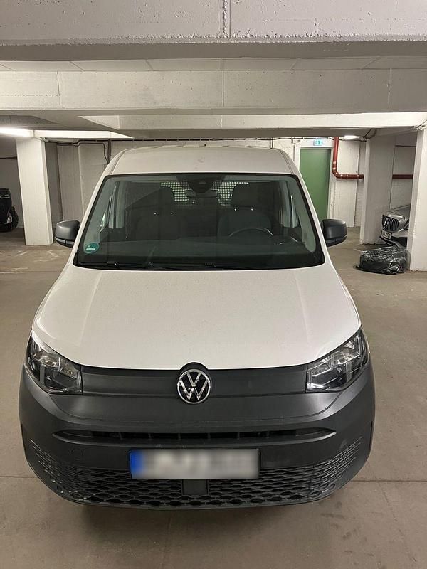 Second-hand VW Caddy 114 CP (83 kW) 2021 Alb Monovolum