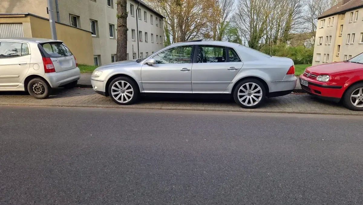 Gebraucht VW Phaeton 224 PS (164 kW) 2005 Grau Limousine
