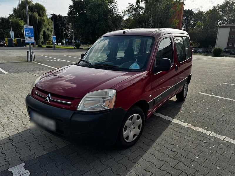 Rot Gebraucht 2009 Citroën Berlingo Van / Kleinbus | 2.300 € - Bild 1/4