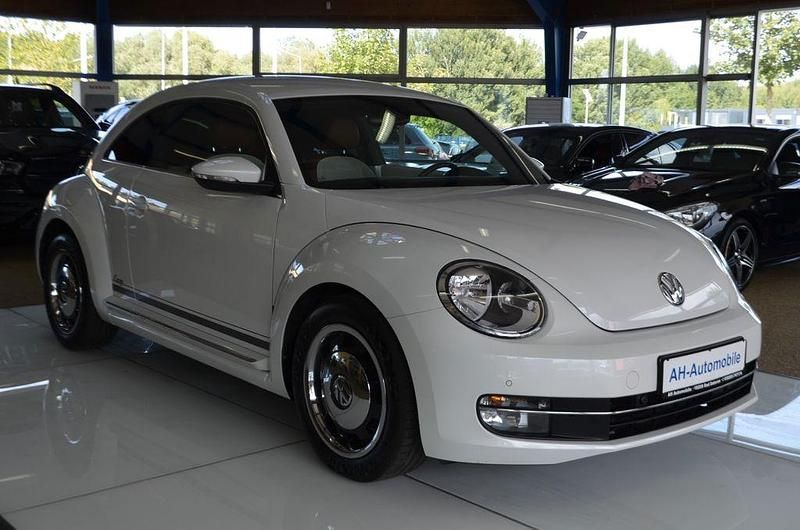 Gebraucht VW Beetle Cup 105 PS (77 kW) 2014 Weiß Kleinwagen