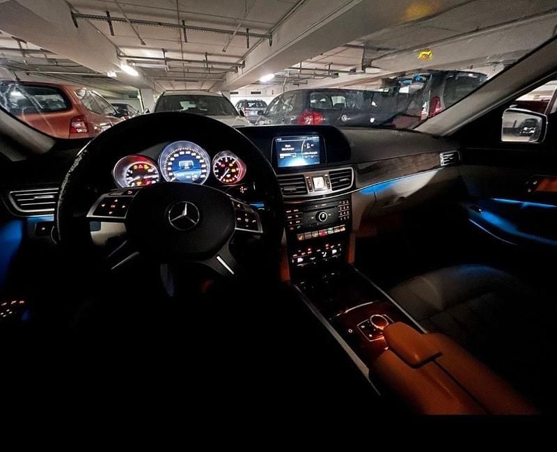 Gebraucht Mercedes E250 204 PS (150 kW) 2016 Grau Kombi