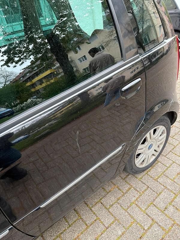 Gebraucht Fiat Idea 95 PS (69 kW) 2006 Schwarz Van / Kleinbus