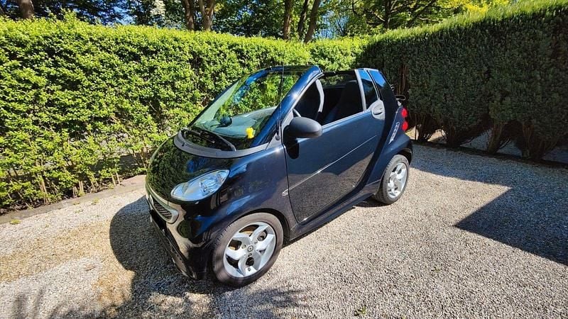 Schwarz Gebraucht 2014 Smart ForTwo Coupé Cabrio | 5.200 € (Guter Preis) - Bild 1/4
