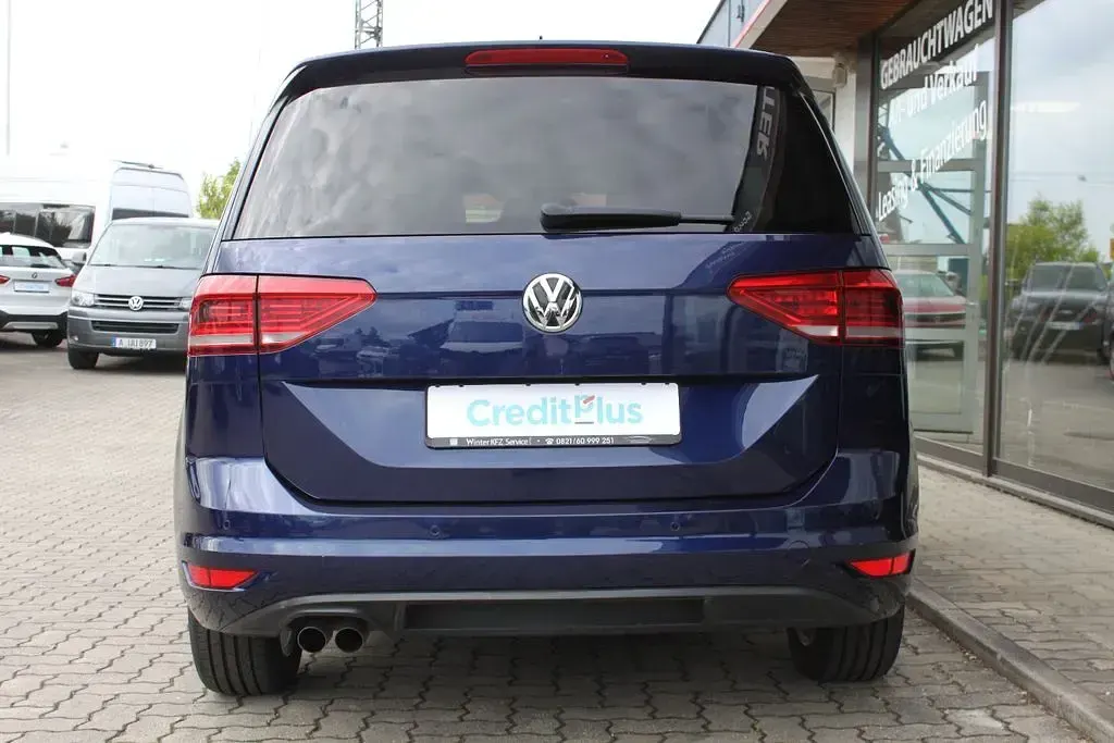 Gebraucht VW Touran Highline 150 PS (110 kW) 2017 Blau Van / Kleinbus
