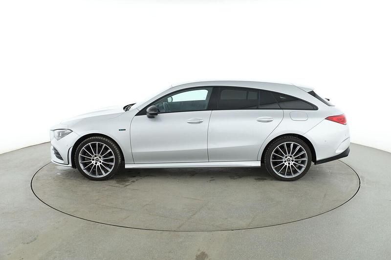 Gebraucht Mercedes CLA250e Shooting Brake AMG line 102 PS (75 kW) 2021 Silber Kombi