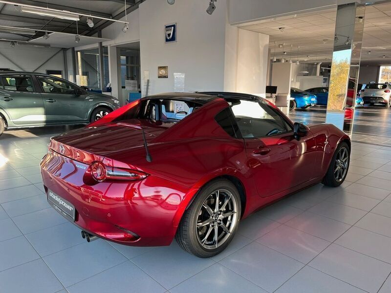 Gebraucht Mazda MX5 Exclusive-Line 131 PS (96 kW) 2024 Soul red crystal Cabrio