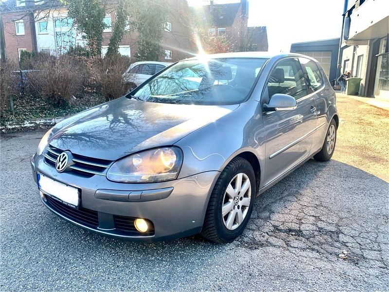 Gebraucht VW Golf V Edition 122 PS (89 kW) 2008 Grau Kleinwagen