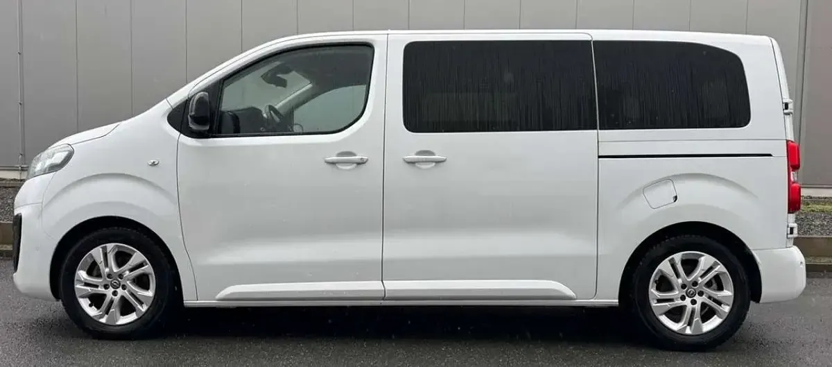 Gebraucht Opel Vivaro 144 PS (105 kW) 2024 Weiß Van / Kleinbus
