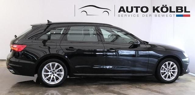 Gebraucht Audi A4 Advanced 204 PS (150 kW) 2021 Schwarz metallic Kombi