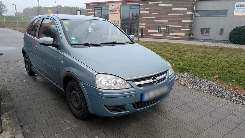 Blau Gebraucht 2005 Opel Corsa Edition Limousine | 1.950 € (Fairer Preis) - Bild 1/4