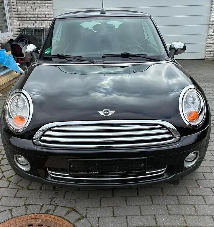 Usata Mini Cooper Cabriolet 120 CV (88 kW) 2009 Nero Cabrio