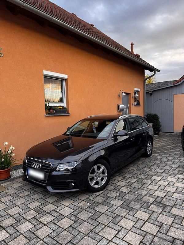 Gebraucht Audi A4 143 PS (105 kW) 2008 Grau Kombi