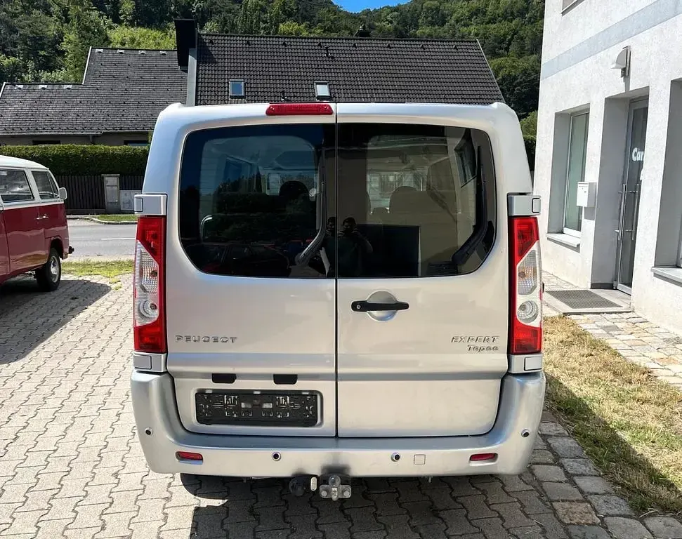 Gebraucht Peugeot TePee Active 128 PS (94 kW) 2014 Grau Van / Kleinbus