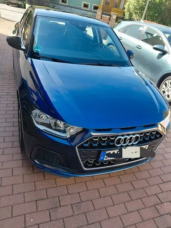 Gebraucht Audi A1 Sportback Advanced 95 PS (69 kW) 2024 Blau Kleinwagen