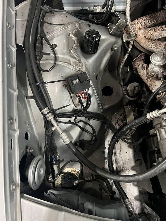 Gebraucht Mercedes 280 185 PS (136 kW) 1985 Silber Coupé