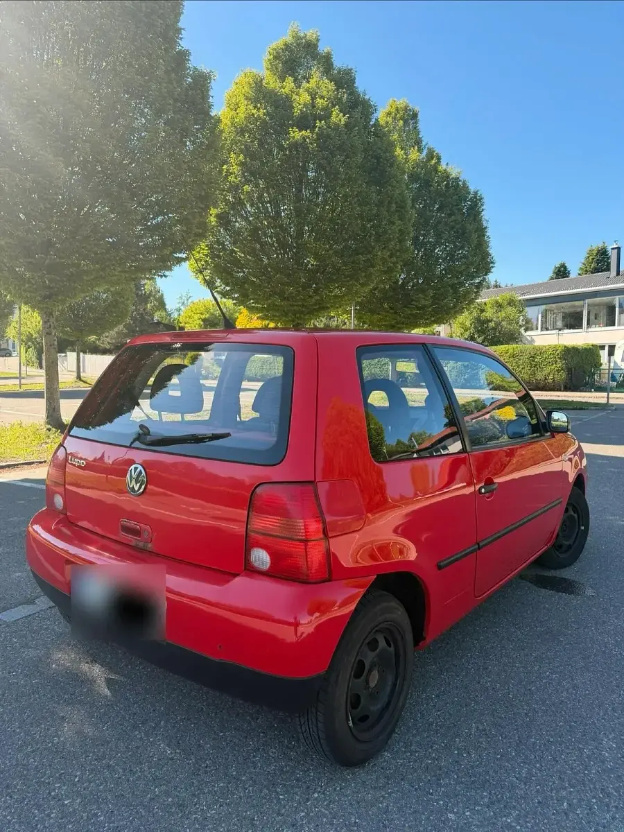Brugt VW Lupo 50 HK (36 kW) 2002 Rød Hatchback