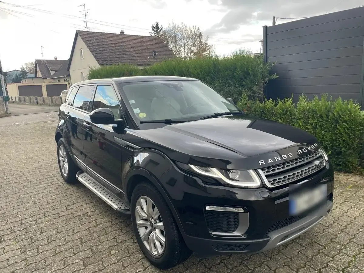 Gebraucht Land Rover Range Rover evoque 180 PS (132 kW) 2017 Schwarz Limousine