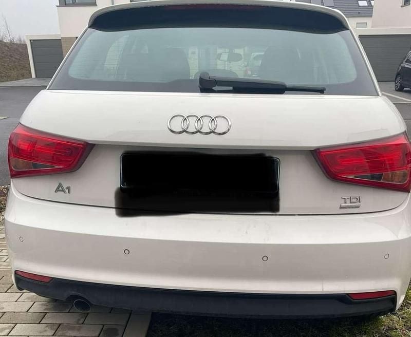 Gebraucht Audi A1 90 PS (66 kW) 2015 Weiß Kleinwagen