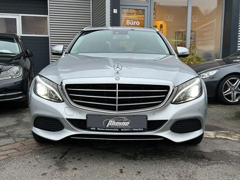 Gebraucht Mercedes C180 156 PS (114 kW) 2016 Silber Kombi