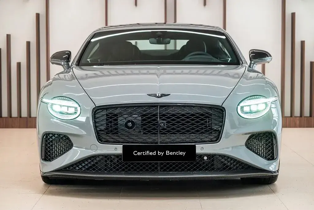 Gebraucht Bentley Continental 680 PS (500 kW) 2026 Grau