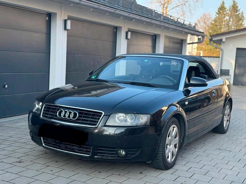 Gebraucht Audi A4 Cabriolet 163 PS (119 kW) 2003 Schwarz Cabrio
