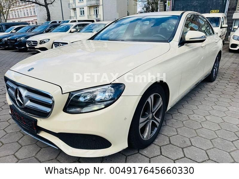 Gebraucht Mercedes E200 Avantgarde 150 PS (110 kW) 2017 Schwarz Limousine