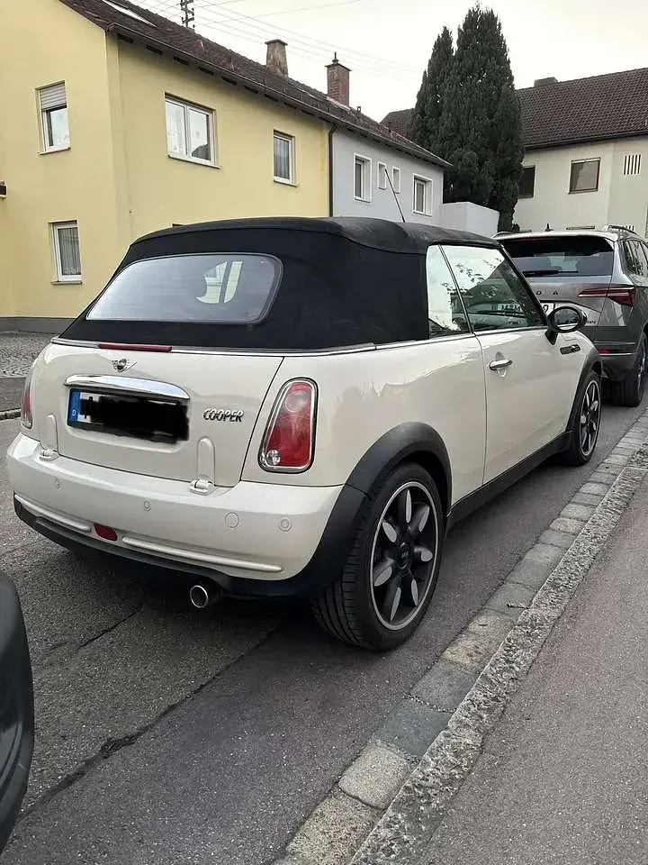 Gebraucht Mini Cooper Cabriolet 116 PS (85 kW) 2008 Weiß Cabrio