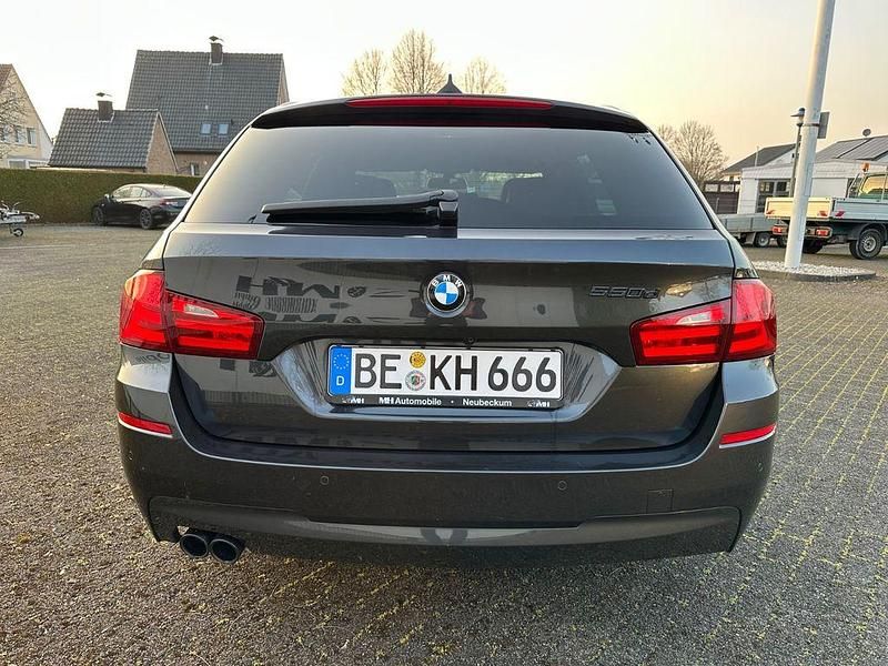 Gebraucht BMW 525 M Sport 218 PS (160 kW) 2013 Grau Kombi